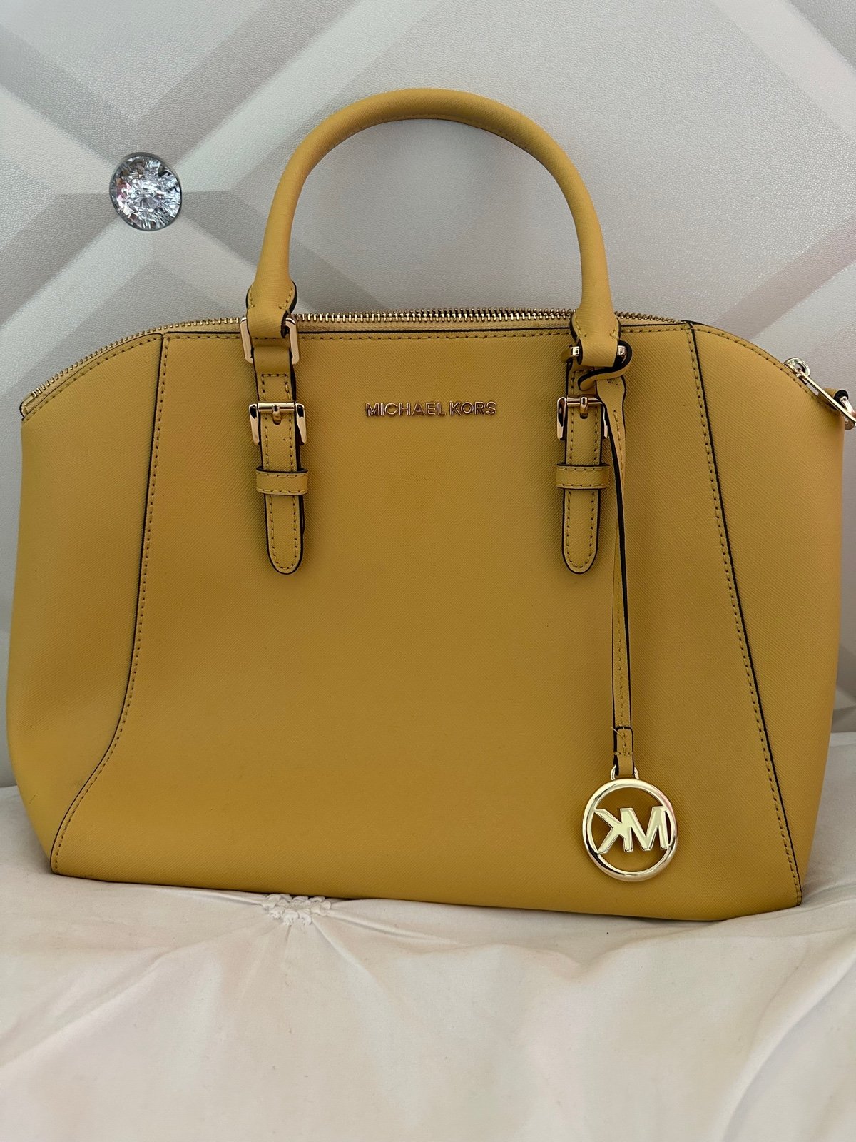 michael kors yellow and brown bag