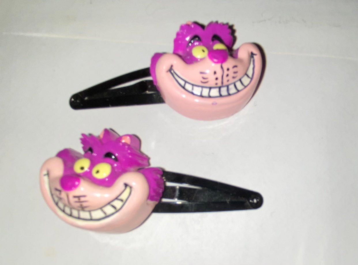 Alice in Wonderland Vintage Hand-Painted Cheshire Cat Hair Barrettes Clips