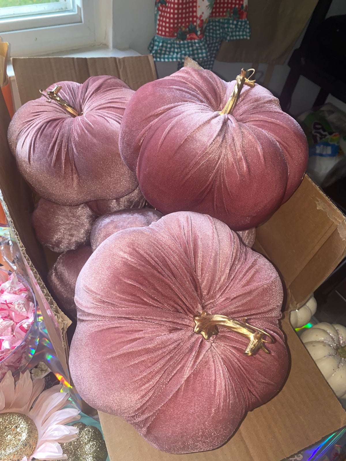 19 Pumpkins/pink velvet pumpkins /baby shower/parties/home decorations /Fall
