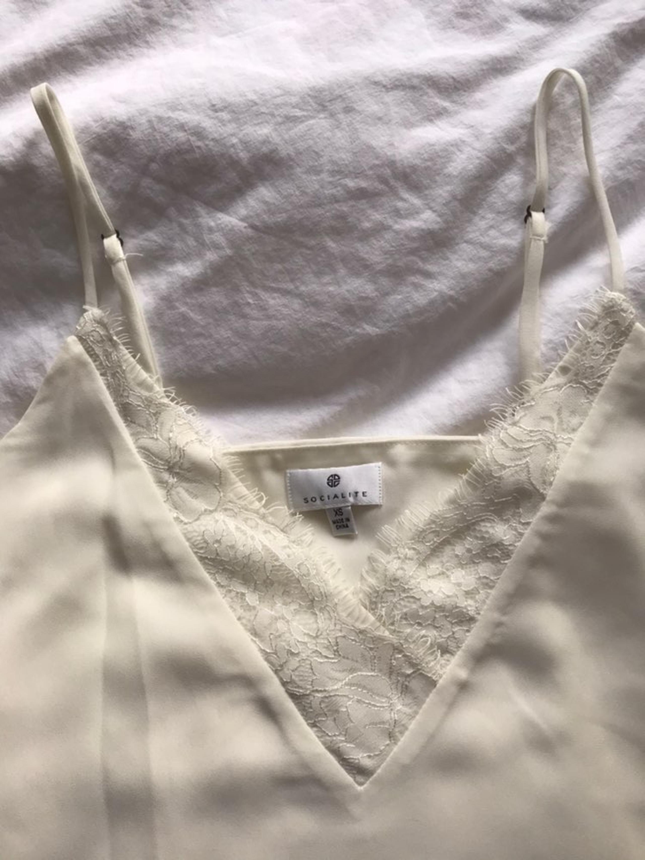 Socalite lace tank top