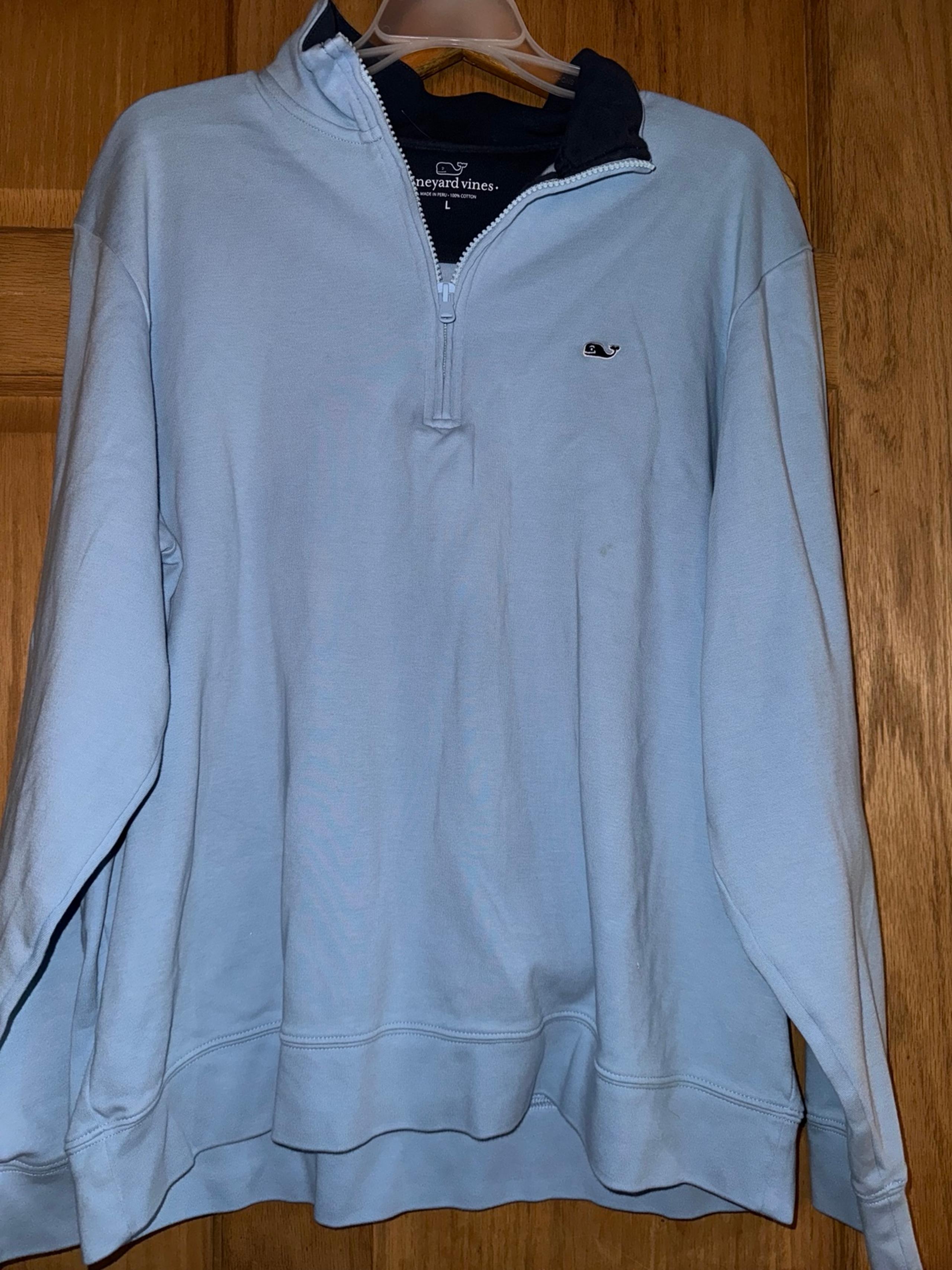 Vineyard Vines men’s quarter zip blue size large