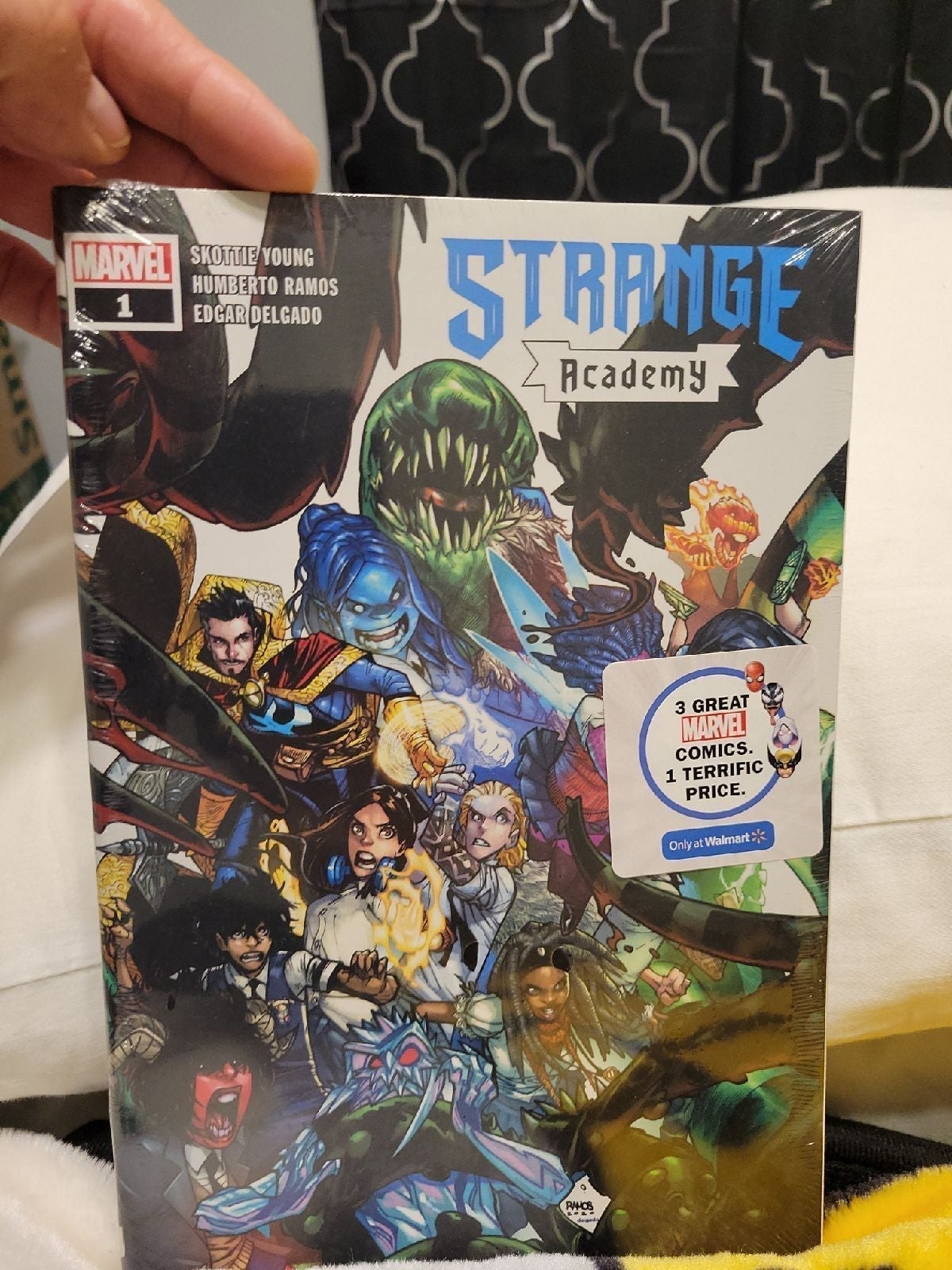 Strange Academy 1