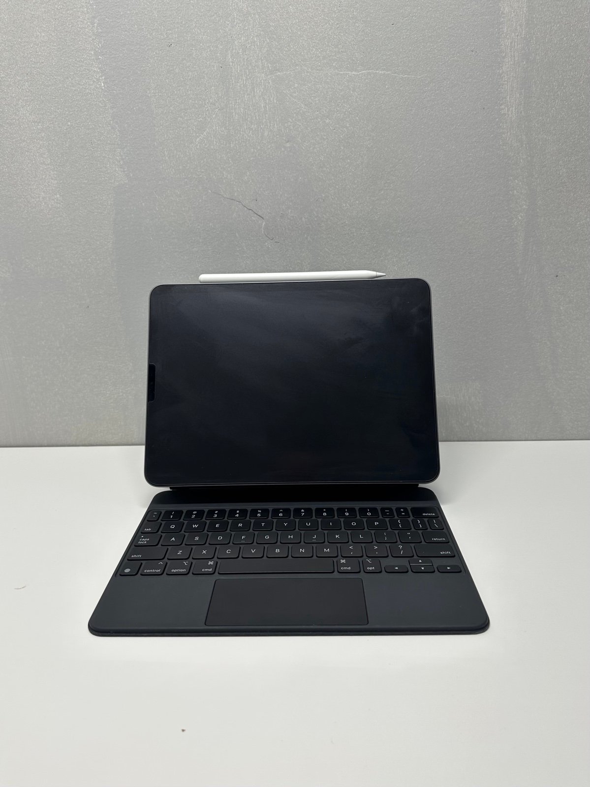 Apple iPad Pro 3rd Generation 128 GB in Space Gray