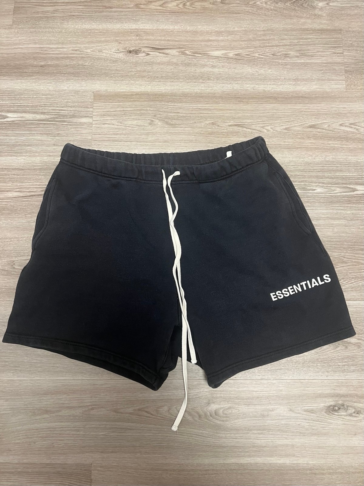 Fear of God Essentials Graphic Sweat Shorts Black Size US L
