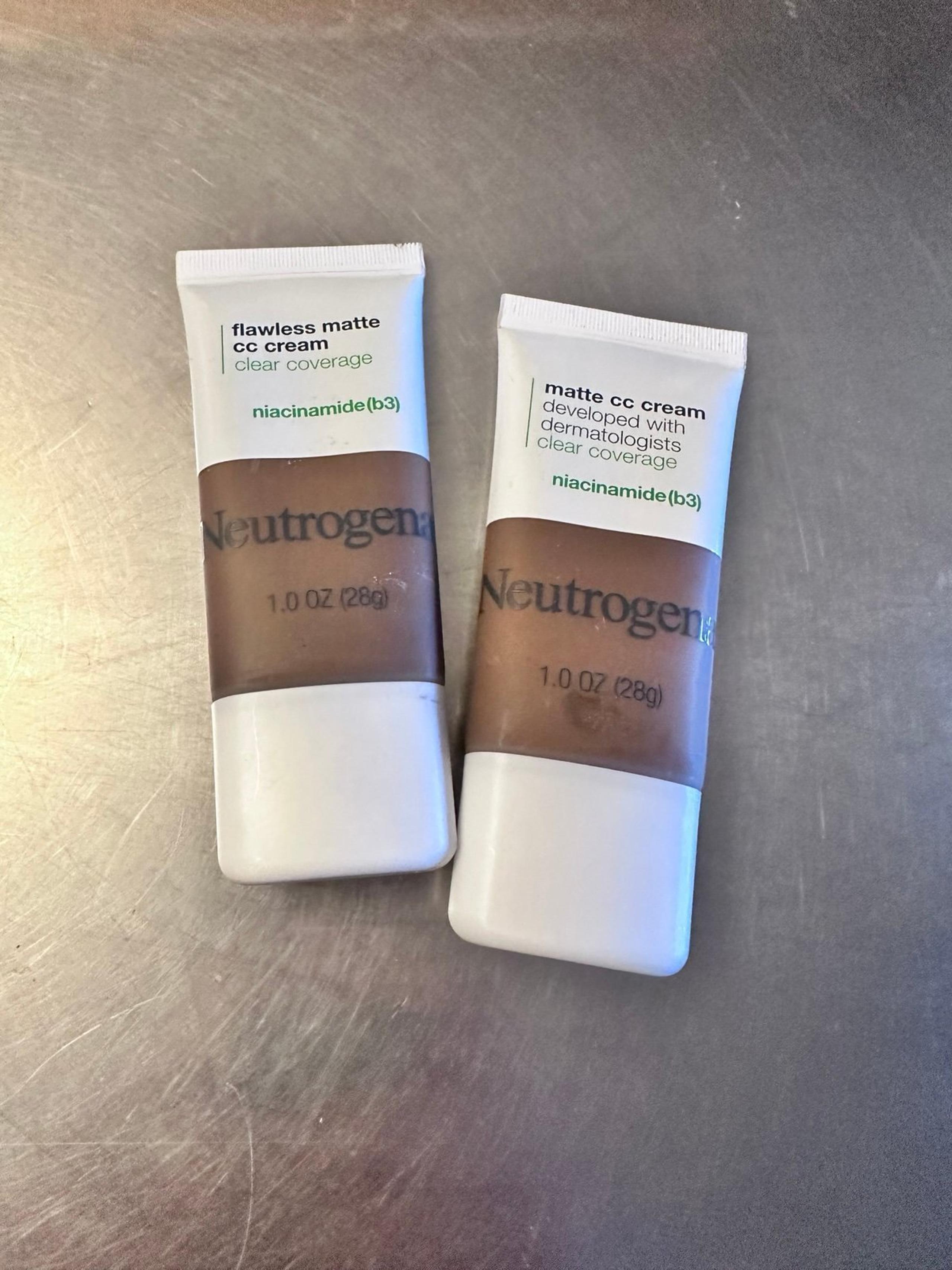 Neutrogena face 2 pieces set makeup