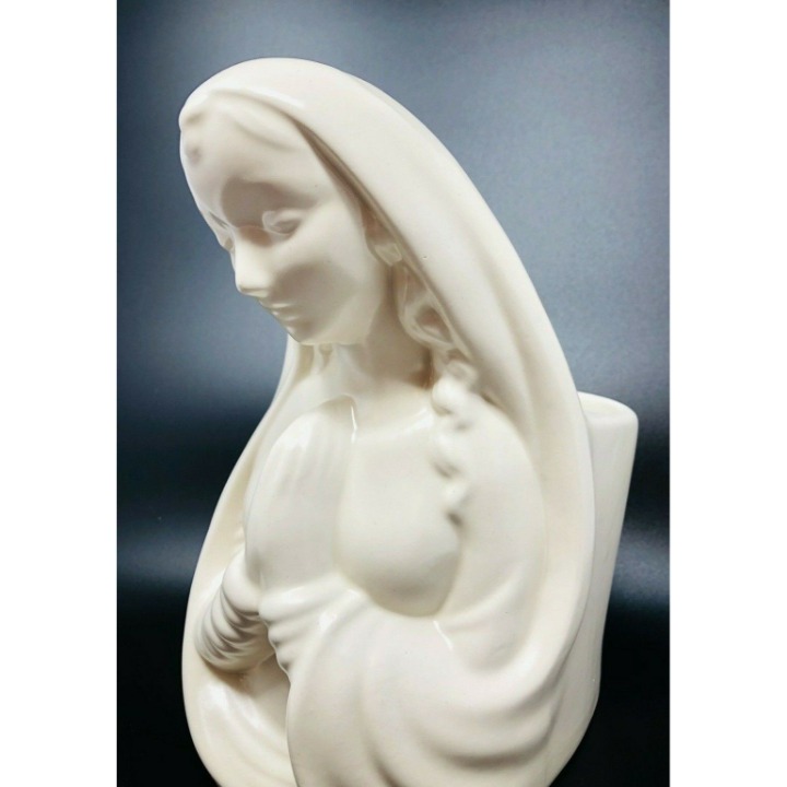 Vintage Haeger Pottery Mother Mary Madonna Praying Planter Cream White 9” Tall