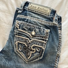 26/32 Rock Revival Jeans