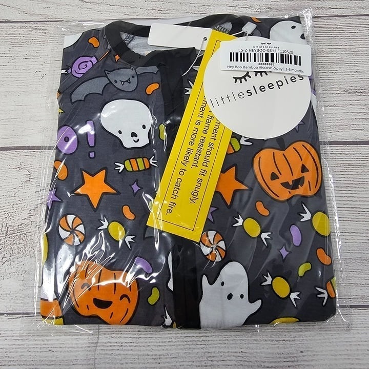 NIB Little Sleepies Hey Boo Zippy Size 3-6 months