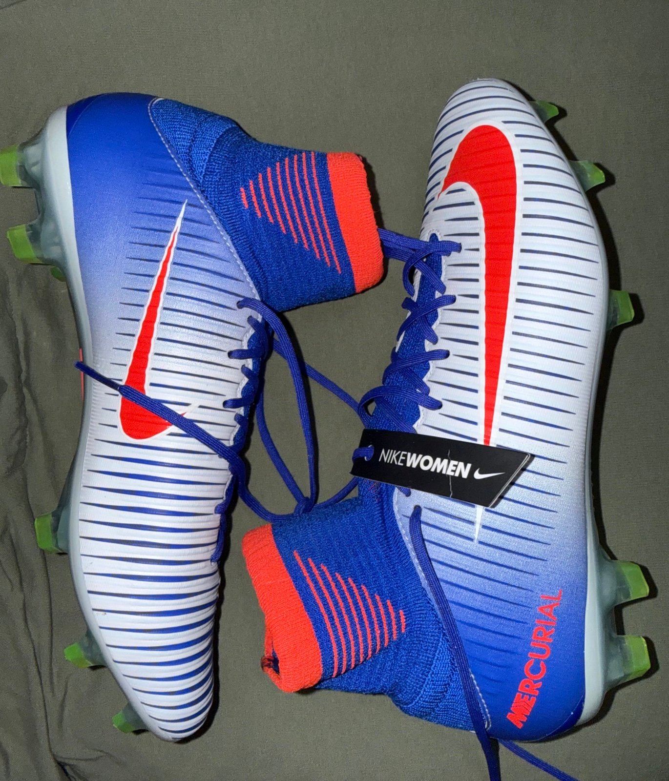 NIKE WOMEN'S MERCURIAL SUPERFLY V FG WHITE/BRIGHT CRIMSON/RACER BLUE CLEATS