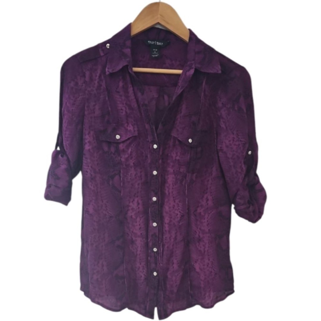 White House Black Market 100% Silk Sheer Blouse Sz 6 Purple Snake Print