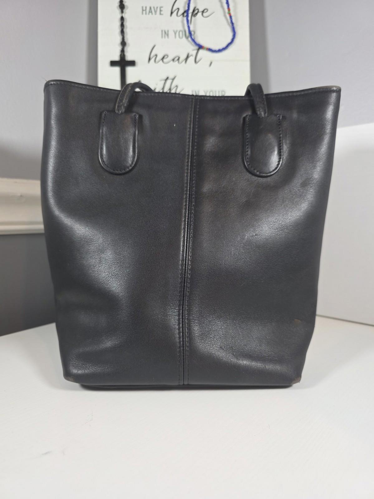 Vintage Coach Shoulder Bag Leather Black Authentic