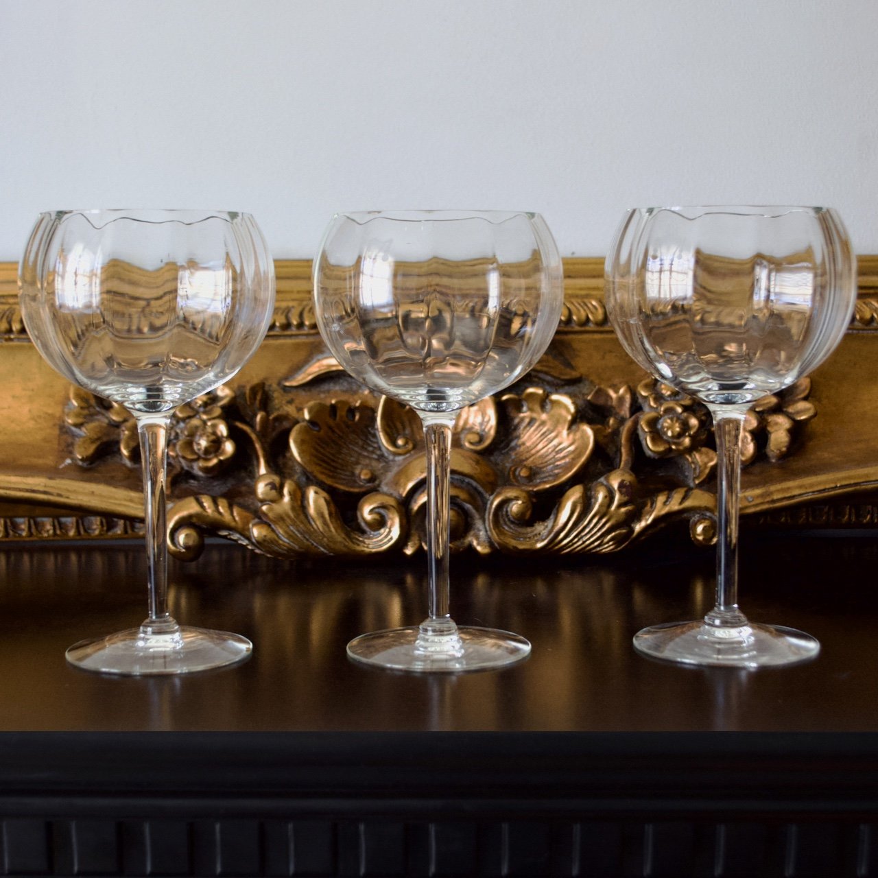 Three Panel Optic Wine Glasses