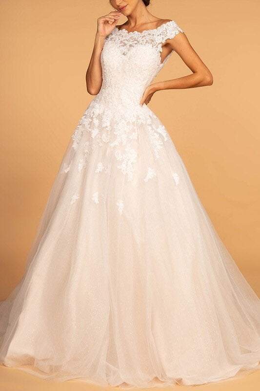 NWT Off The Shoulder Wedding Dress
