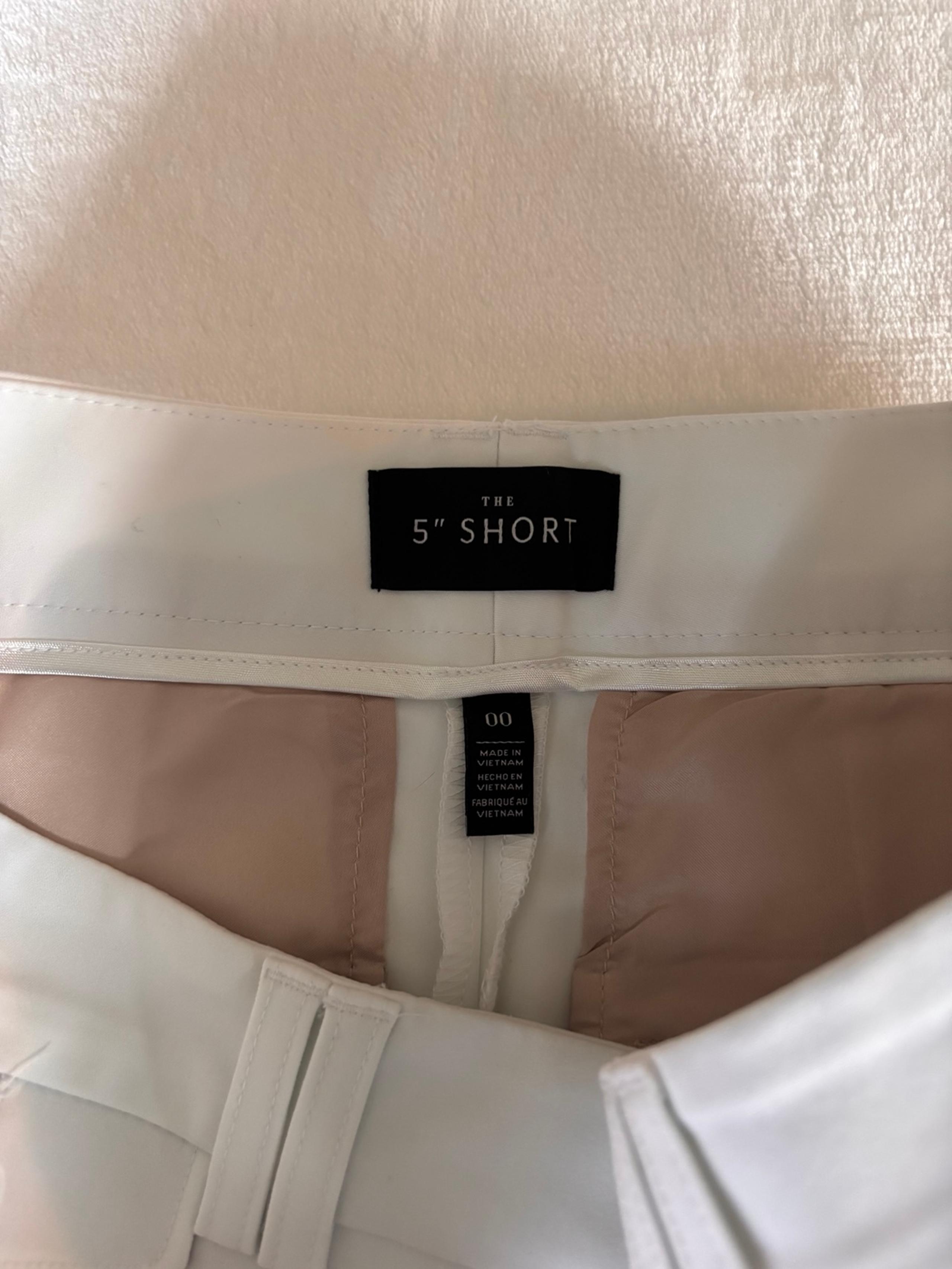 WHBM 5” Shorts