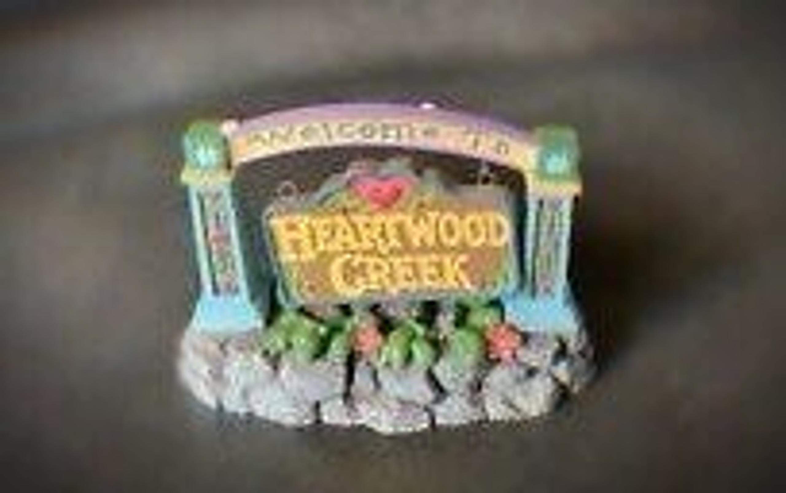 Mini Heartcreek Sign