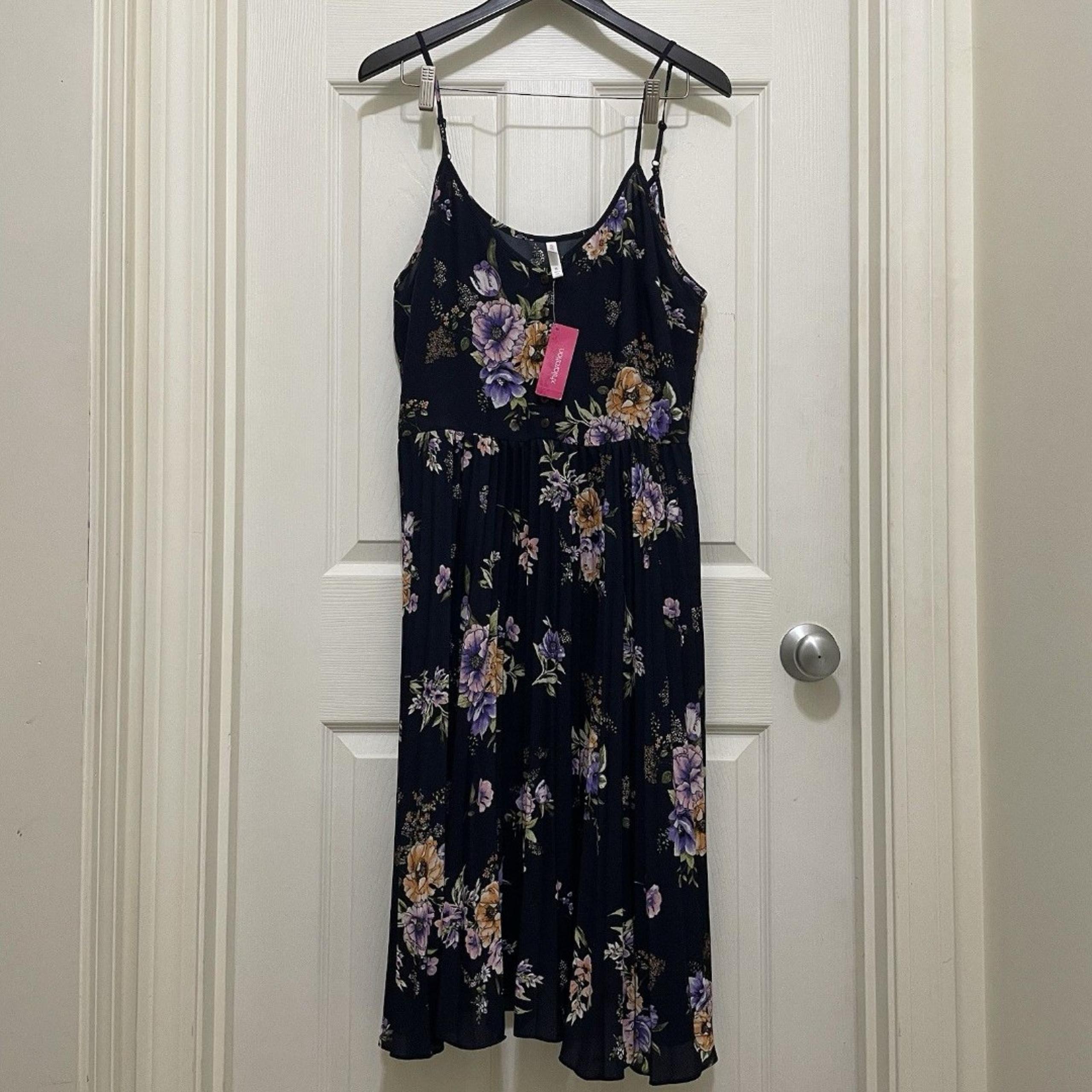 NEW Xhilaration Chiffon Midi Dress Pleated Navy Floral Sleeveless X-Large XL