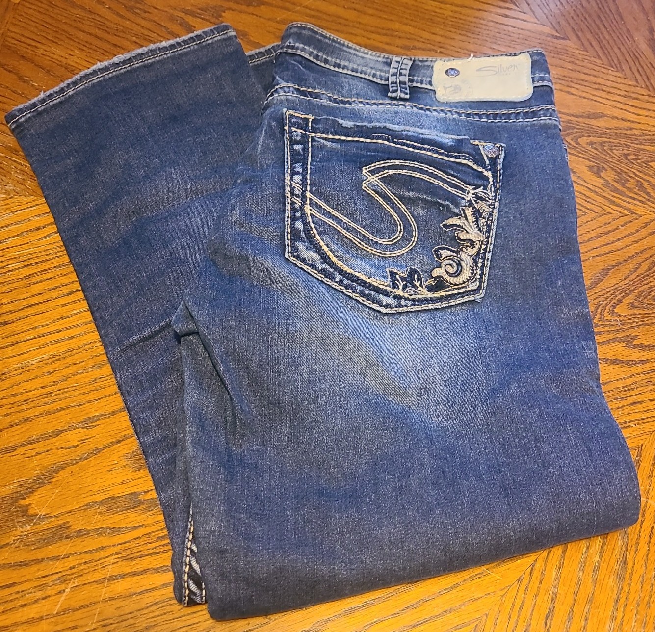 Silver jeans Cropped size 32