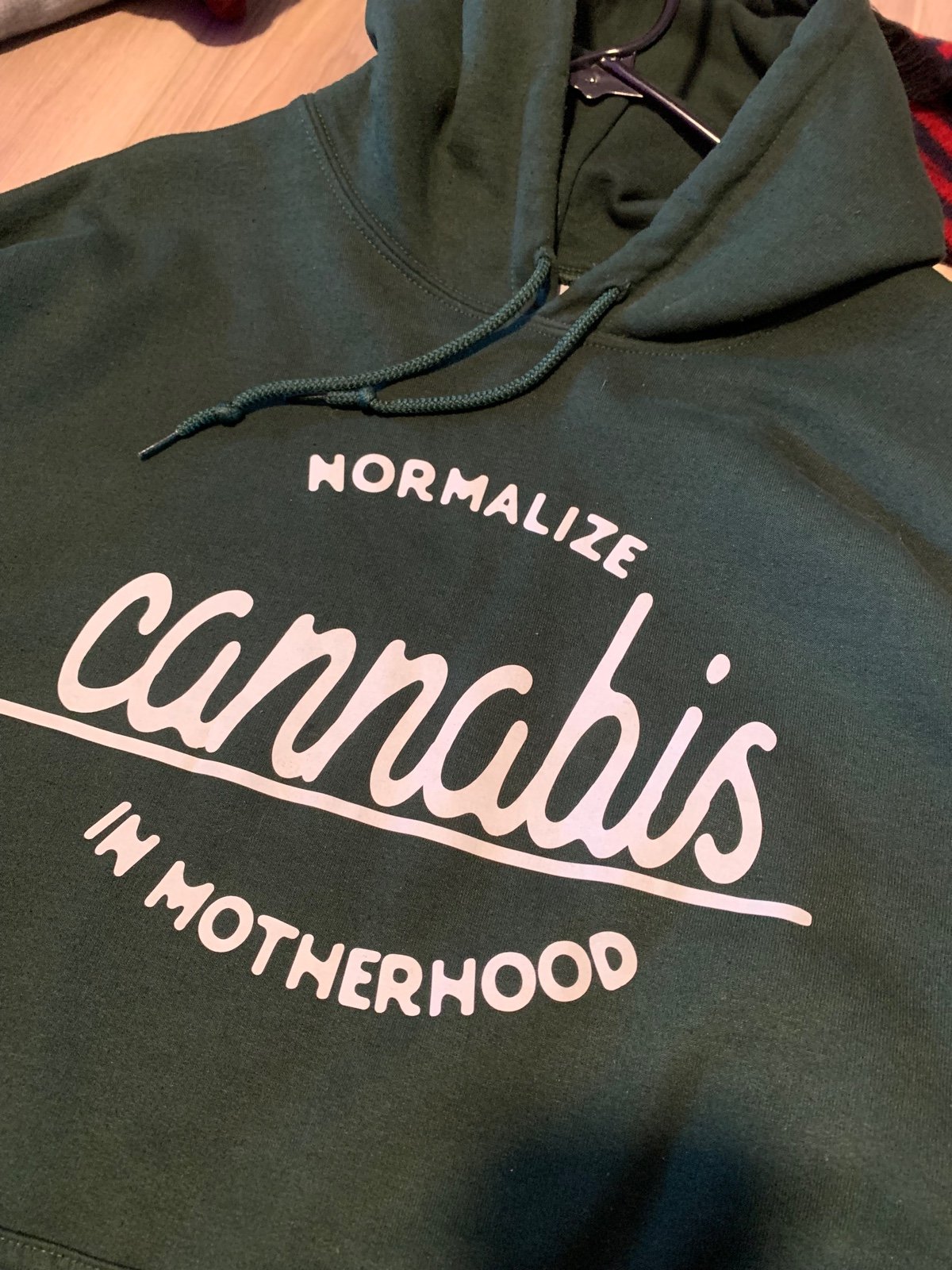 100% fit guarantee cannamom hoodie size large Women 100% fit guarantee cannamom hoodie size large Women