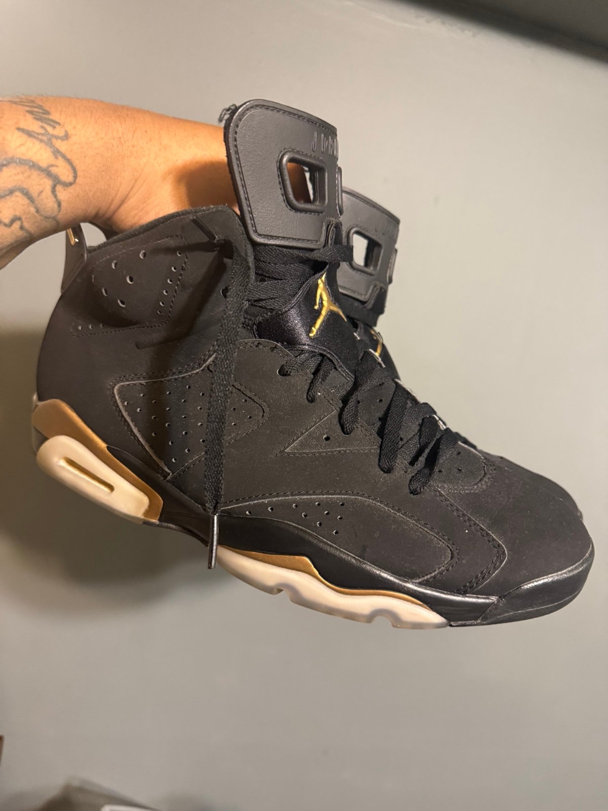 Jordan 6 Defining Moments size 12