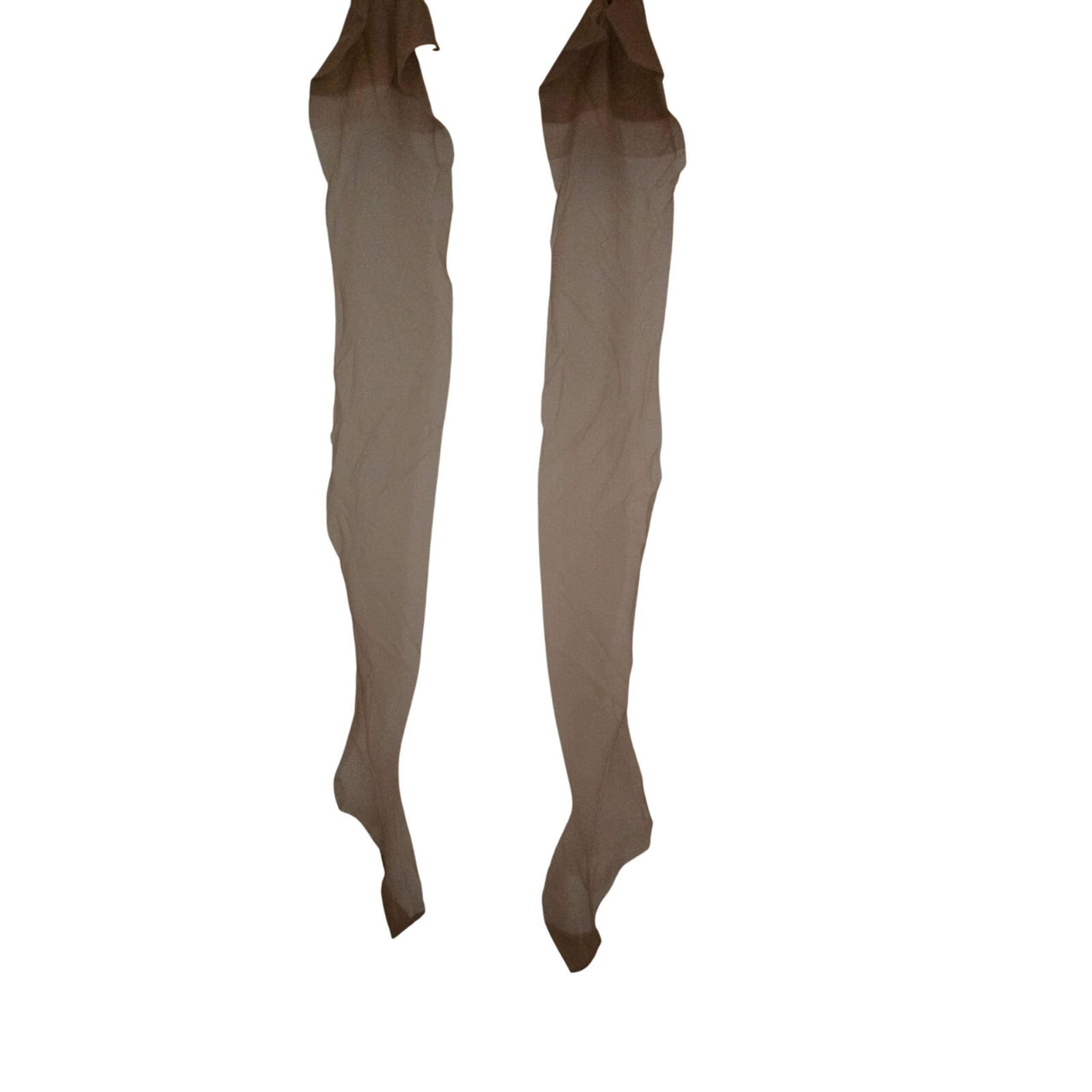 First Quality 400 Needle Seamless 12 Denier 100% Nylon Stockings RN 14637
