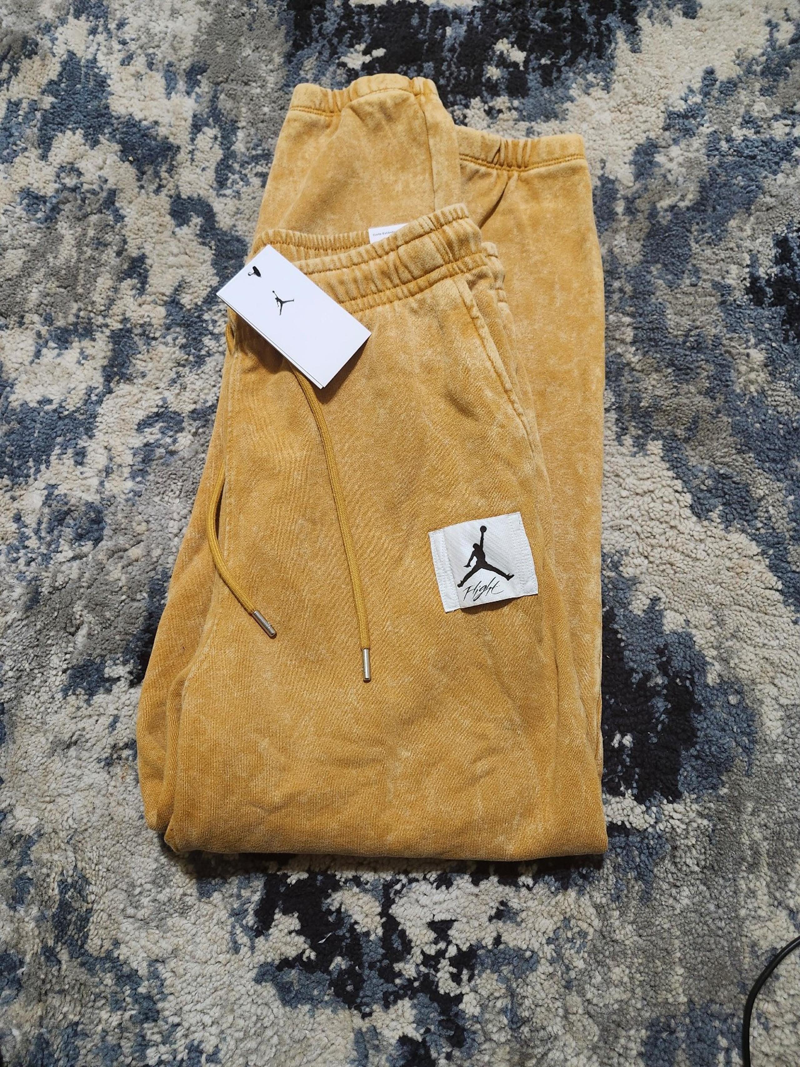 NEW Air Jordan Nike Statement Fleece Sweatpant DR3089-712 Size Small