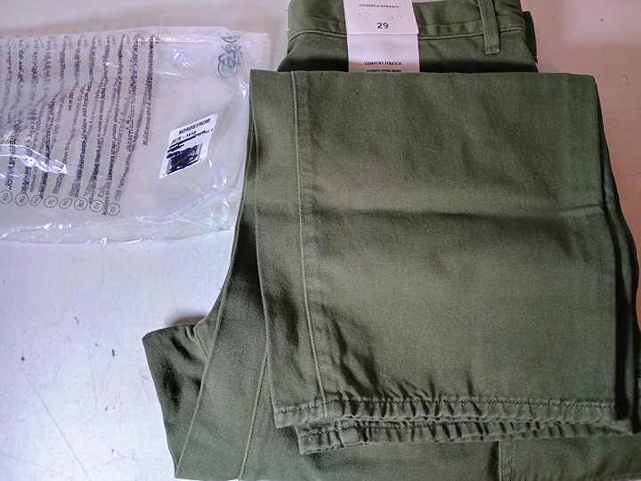 NWT- Citizens of Humanity- Mercelle Low Slung Cargo Pants- Size 29 - SHIPS FREE!