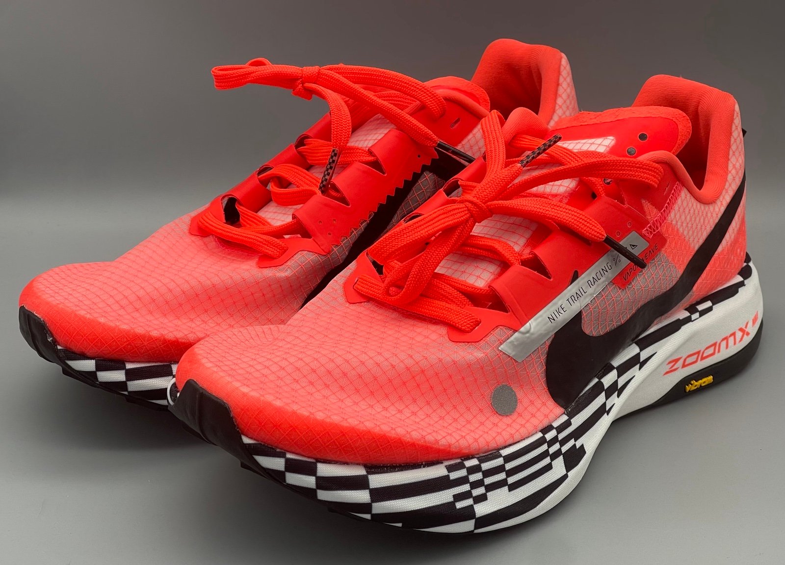 Nike ZoomX Ultrafly Trail Bright Crimson Vibram Sole DX1978-600 Men Size 8.5 NEW