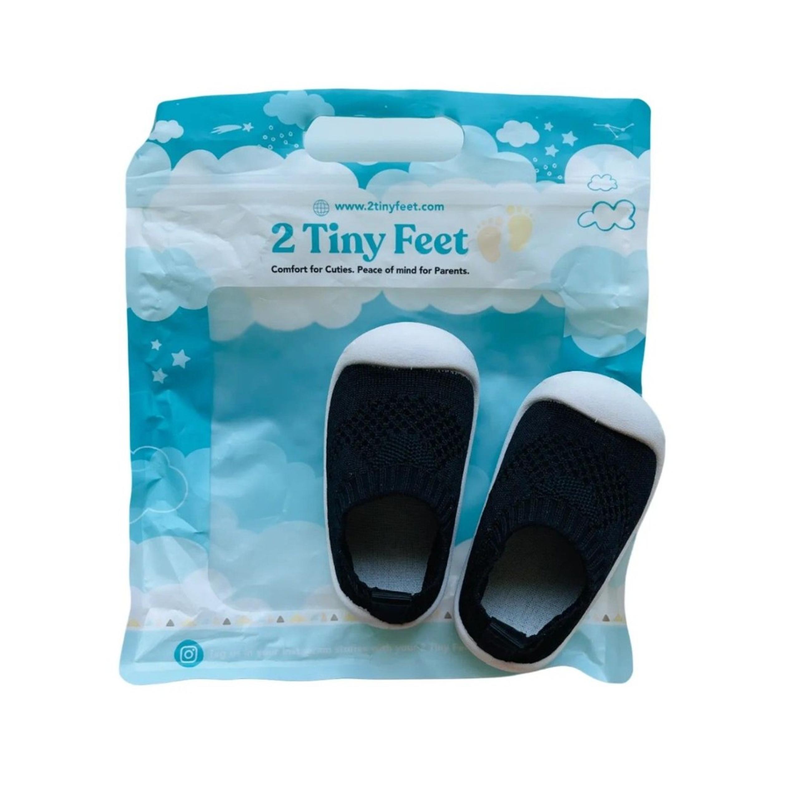 2 Tiny Feet Knitted Breathable Non-Slip Shoes Black Size 5-5.5 (13-18 months)