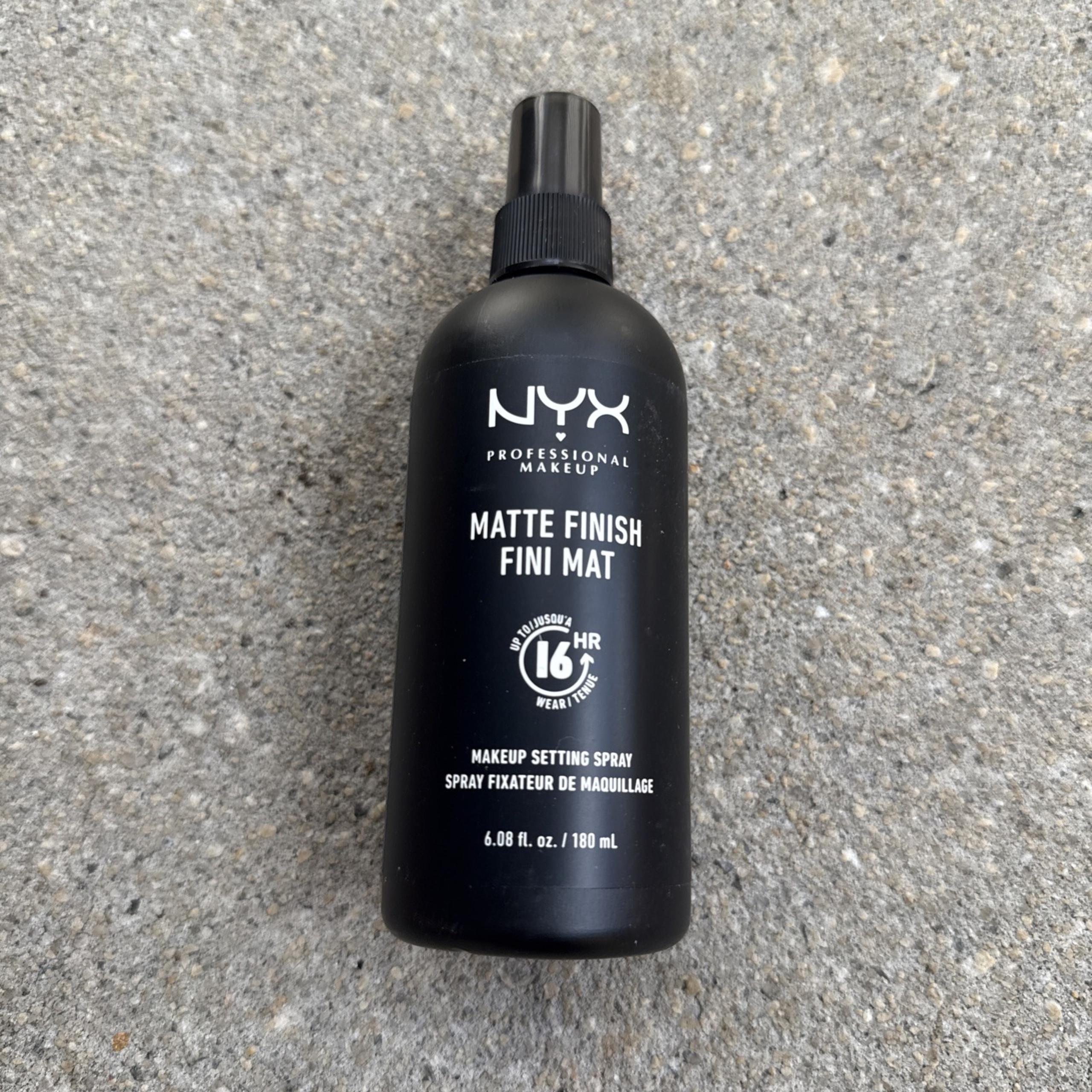 NYX PROFESSIONAL MAKEUP Makeup Setting Spray - Matte Finish 6.08 fl. oz.