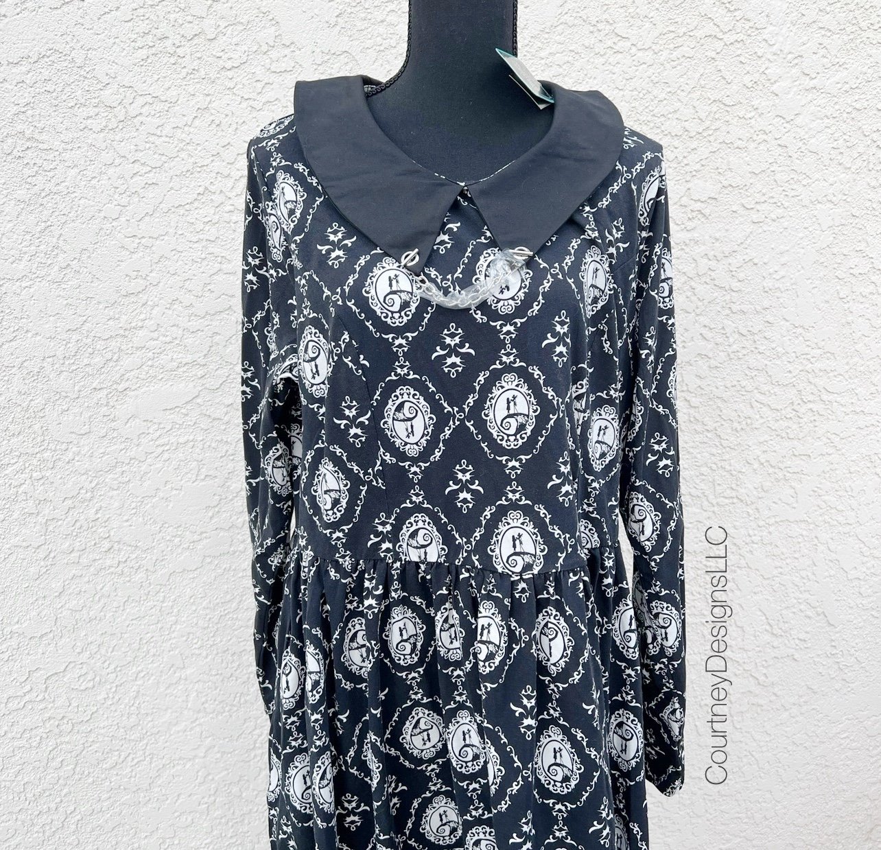 Her Universe Nightmare Before Christmas Jack & Sally Long Sleeve Dress- 2X