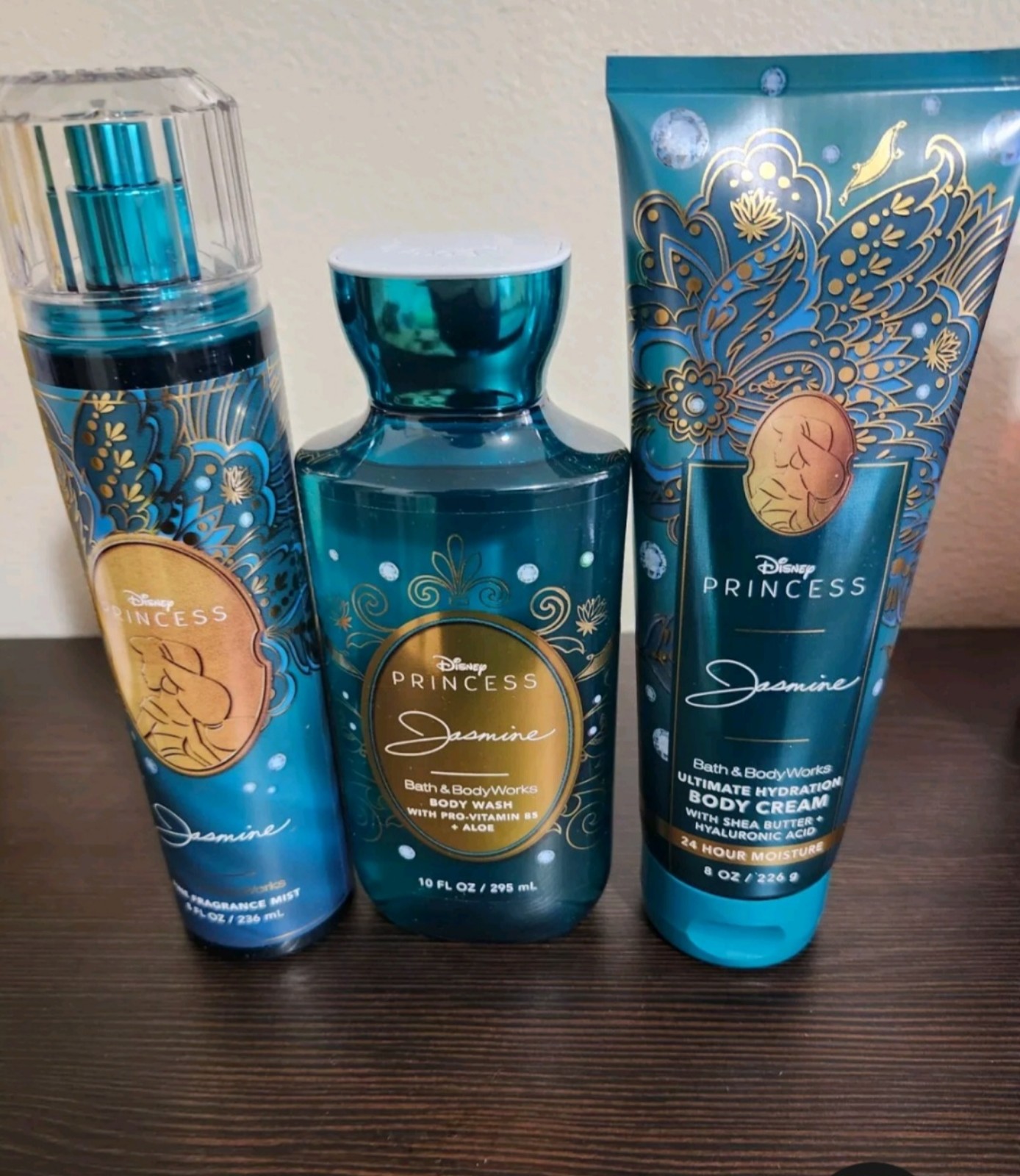 Bath And Body Works Disney Jasmine 3 piece set.