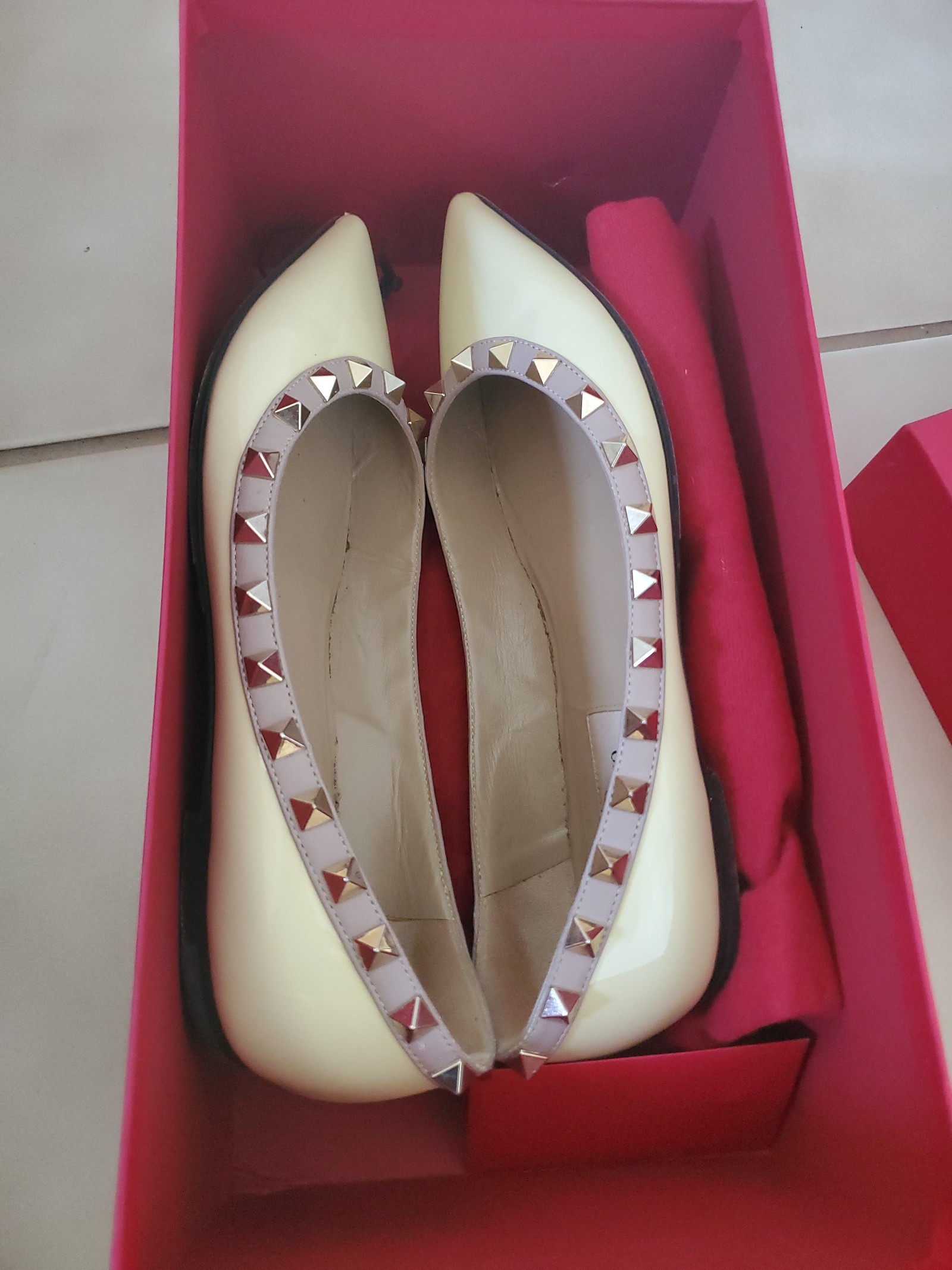 Valentino Garavani Rockstud Flats