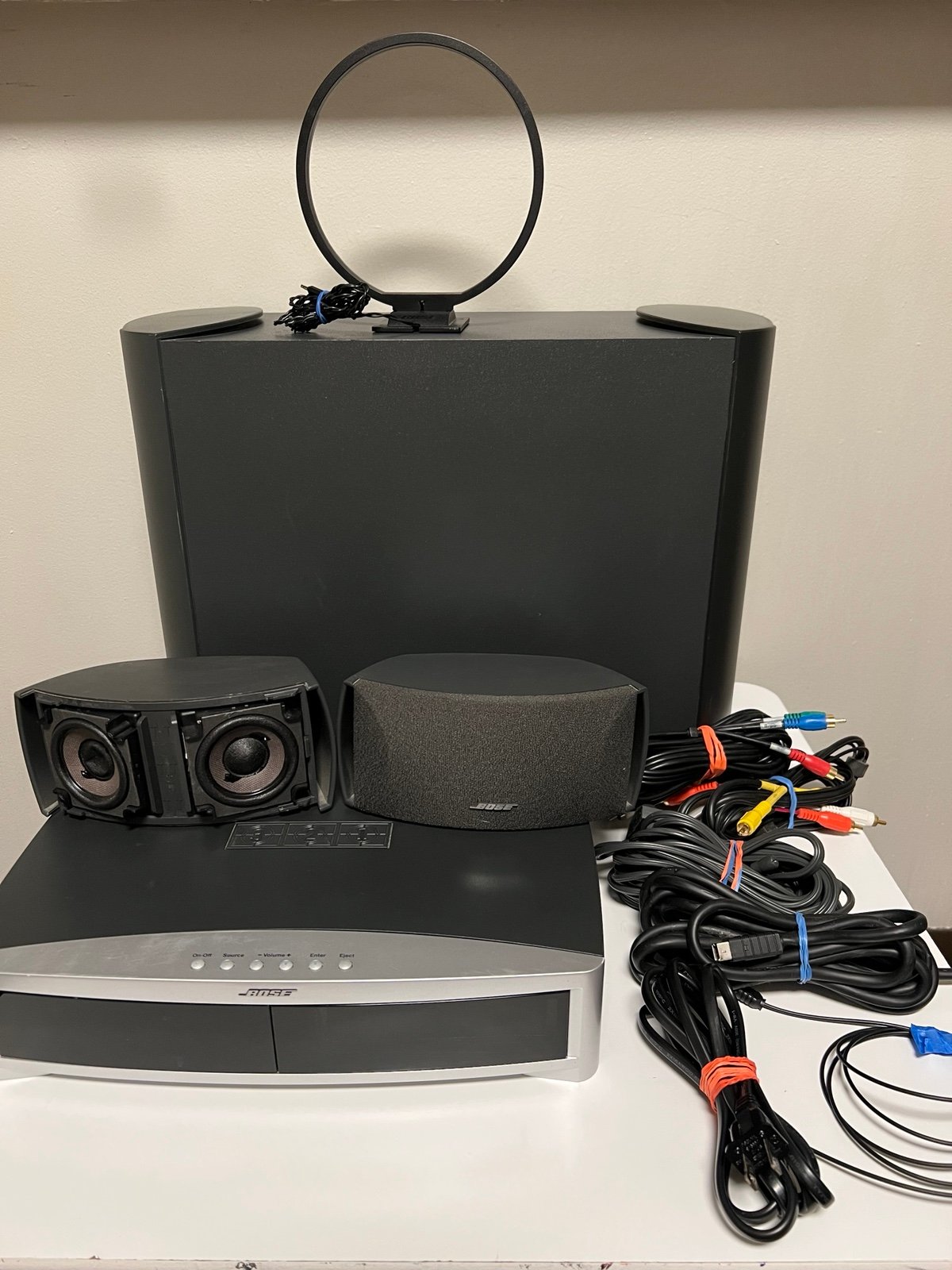 BOSE AV3-2-1 II Media Center w/ PS3-2-1 II Powered Speaker System -Tested VIDEO