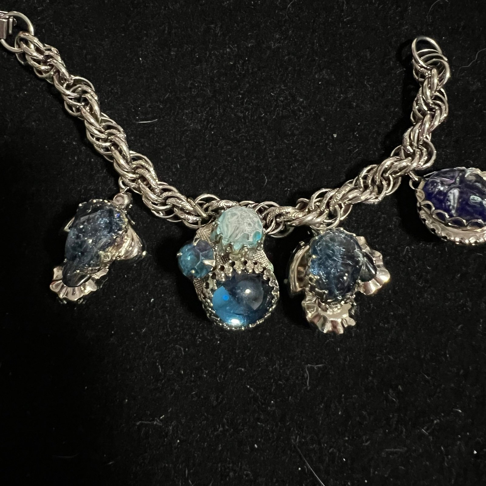 Vintage unsigned schreiner blue galaxy glass rhinestone bracelet