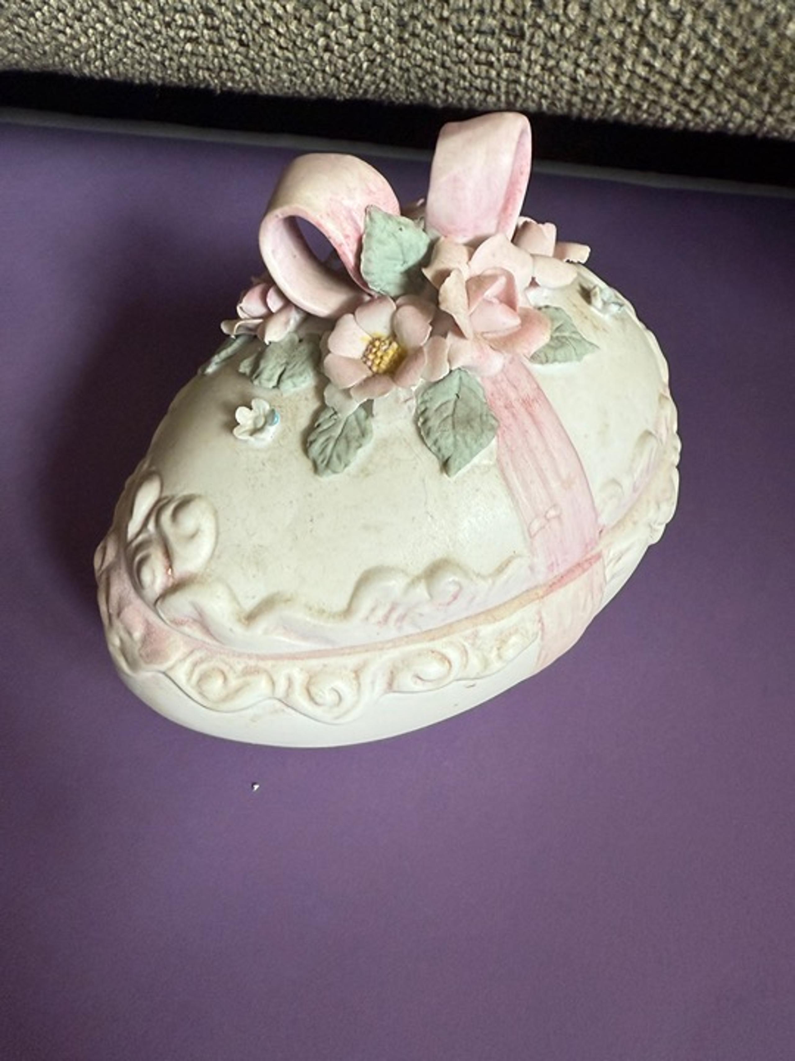 Pink White Bisque Decorated Two Piece Easter Egg Trinket Candy Dish - Lefton