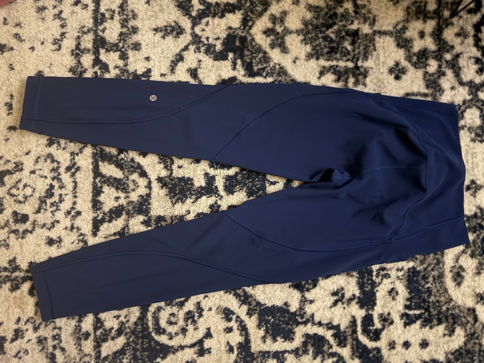 Lululemon high rise navy leggings size 6