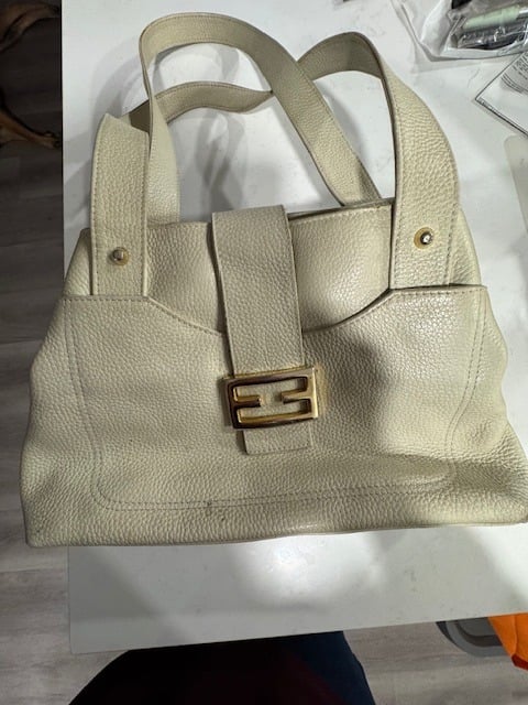 Ashneil Leather Purse