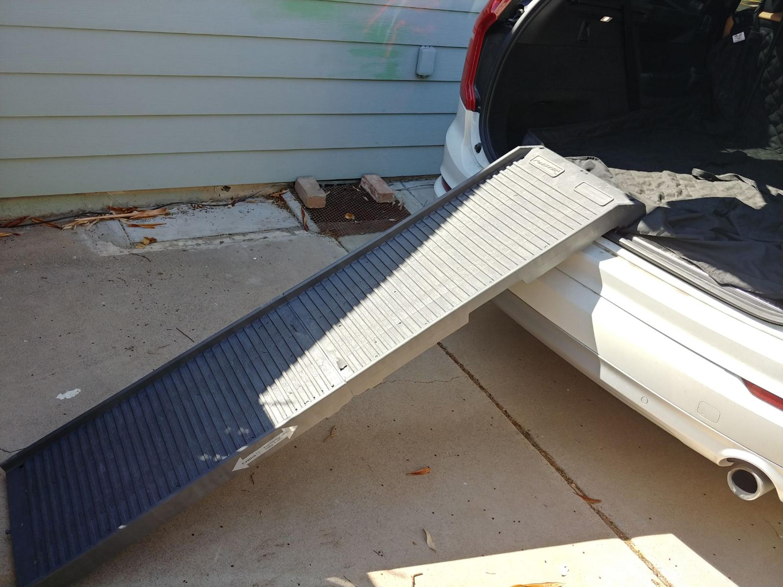 Dog ramp, foldable, 6'