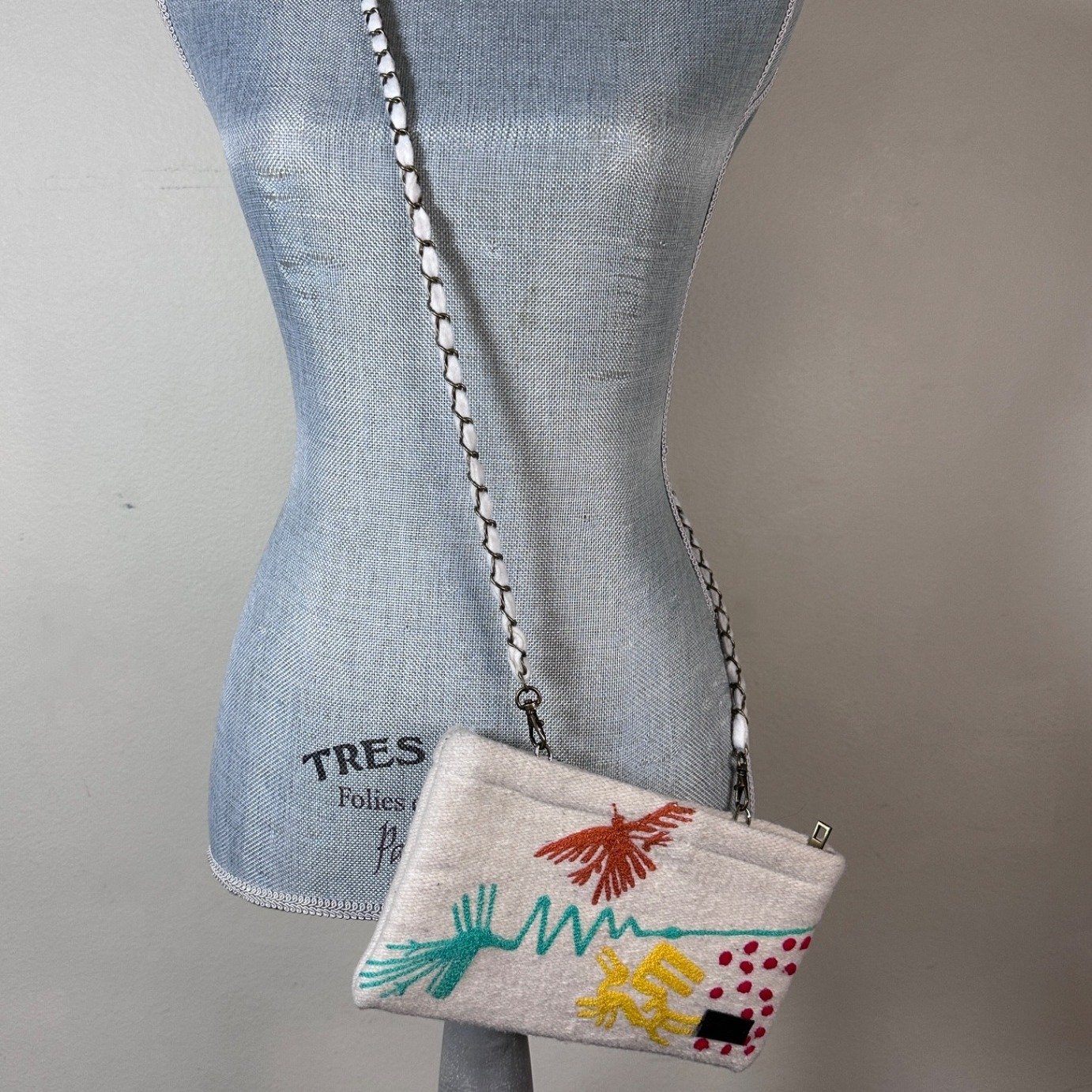 AGUSTINA Sheep Wool Embroidered Crossbody Bag Handmade in Peru Colorful