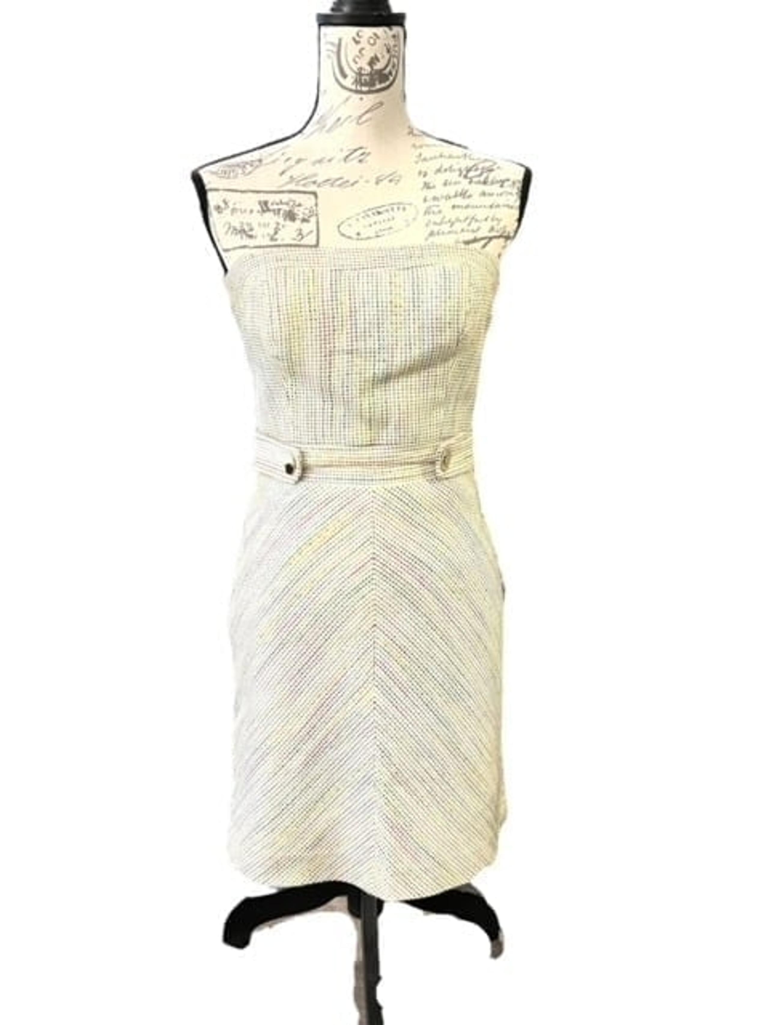 TRINA TURK Strapless Embroidered Dress Tweed style Summer Party Preppy Size 2