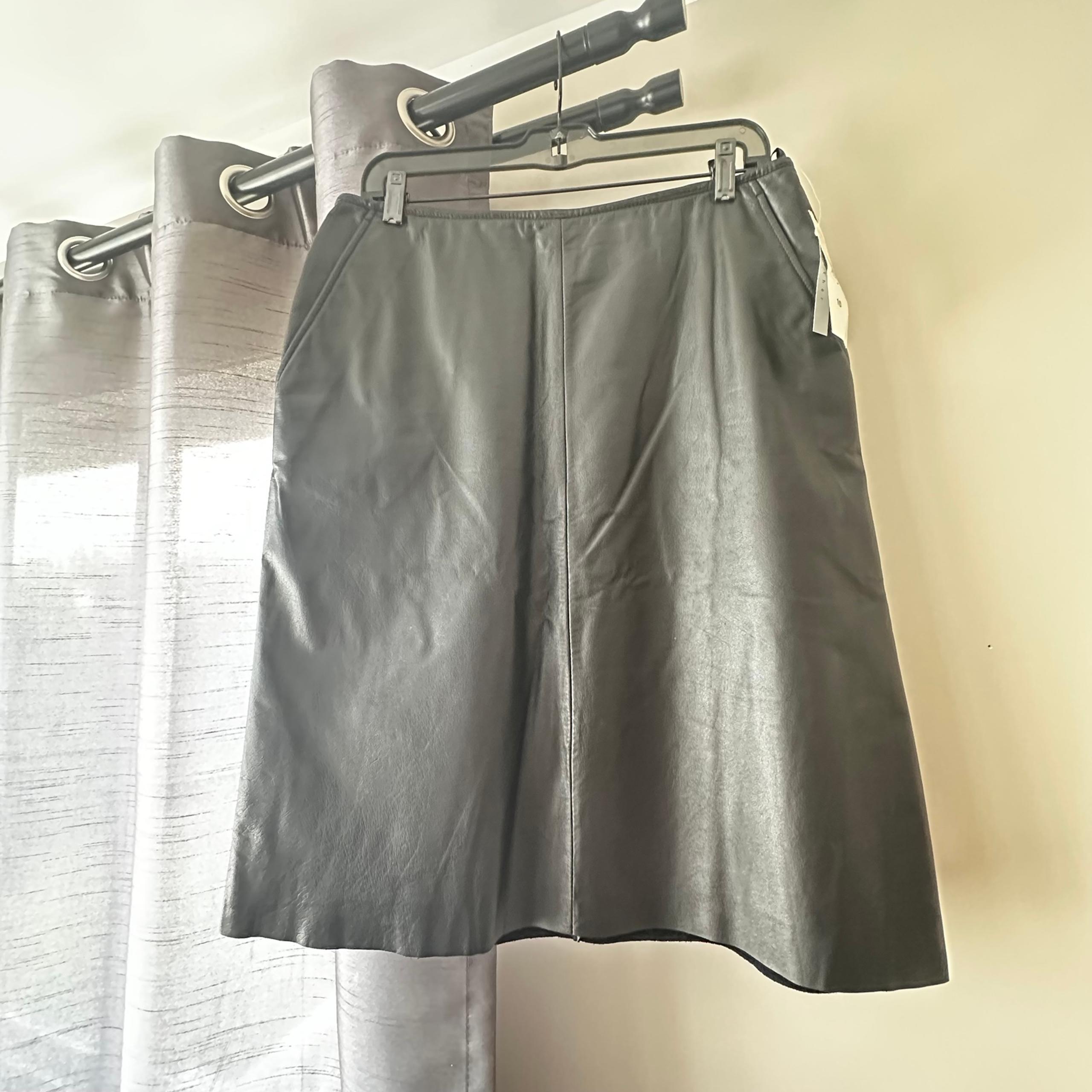 Nine West Leather SKIRT - NWT - size 10