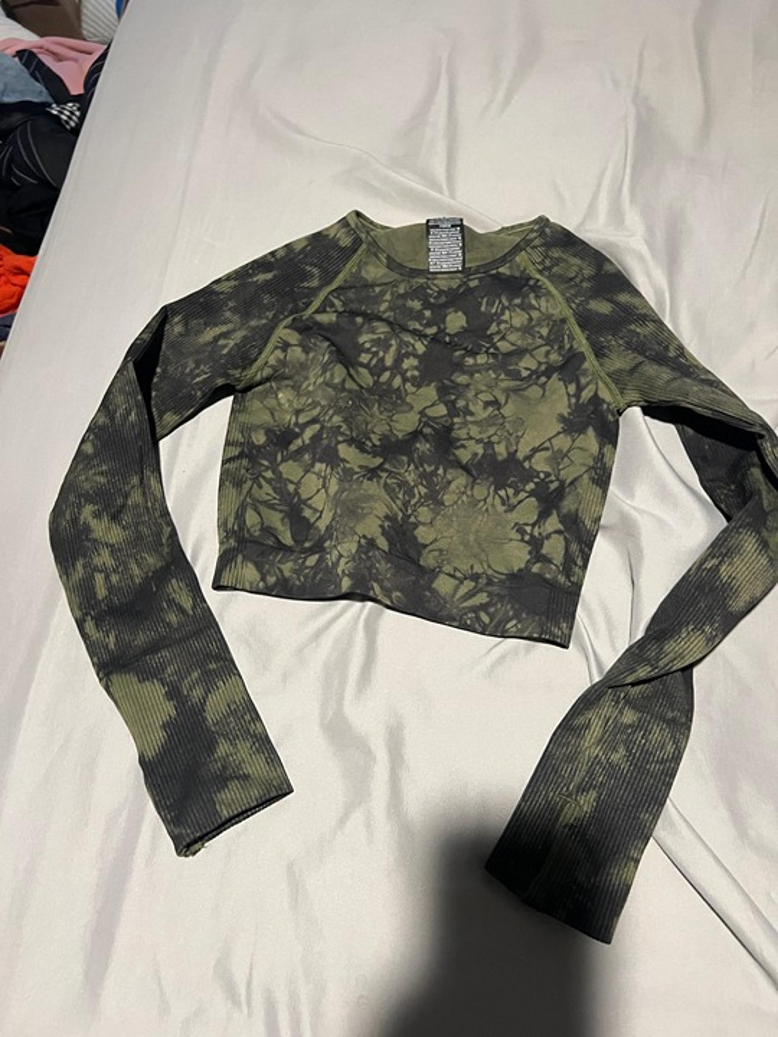 VS Pink green crop top xs