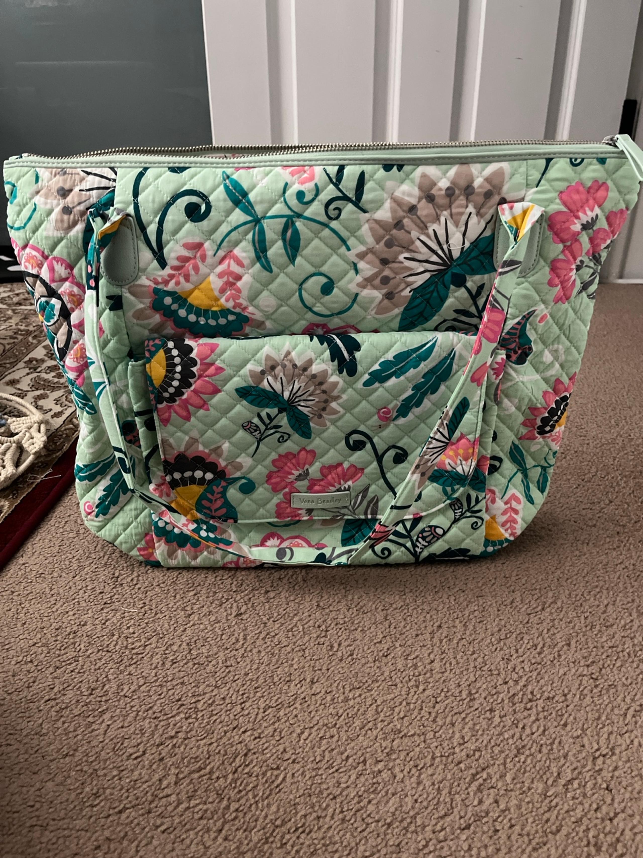 Vera Bradley Carson mint flowers north south tote new with tags