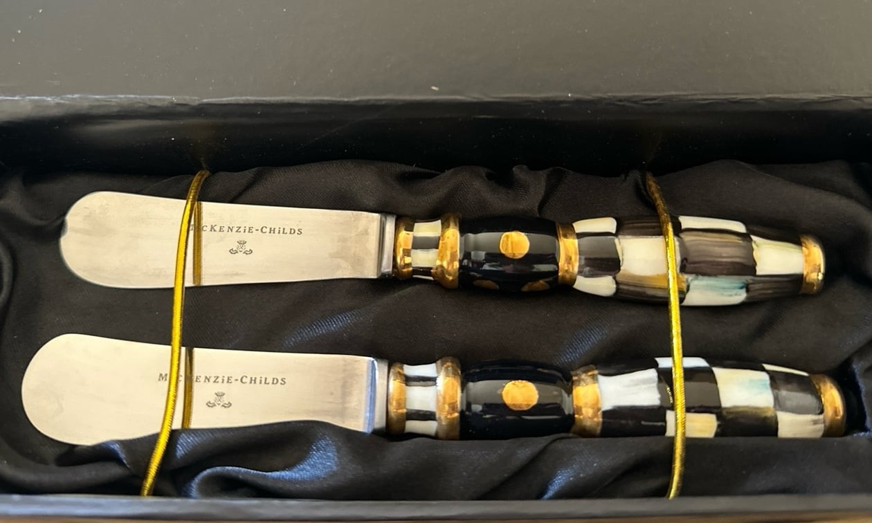 Mackenzie-childs ceramic Court check canapé knives set up two