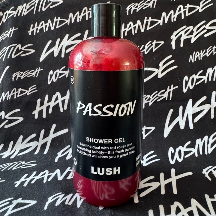 Lush Passion Shower Gel