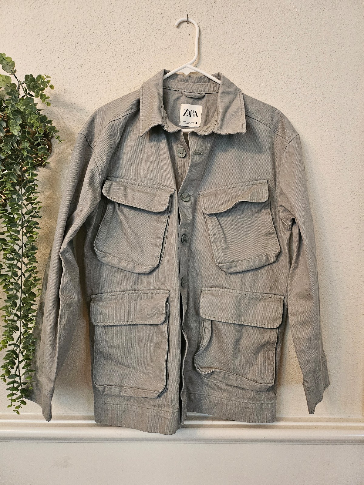 ZARA Cargo Jean Jacket Size M