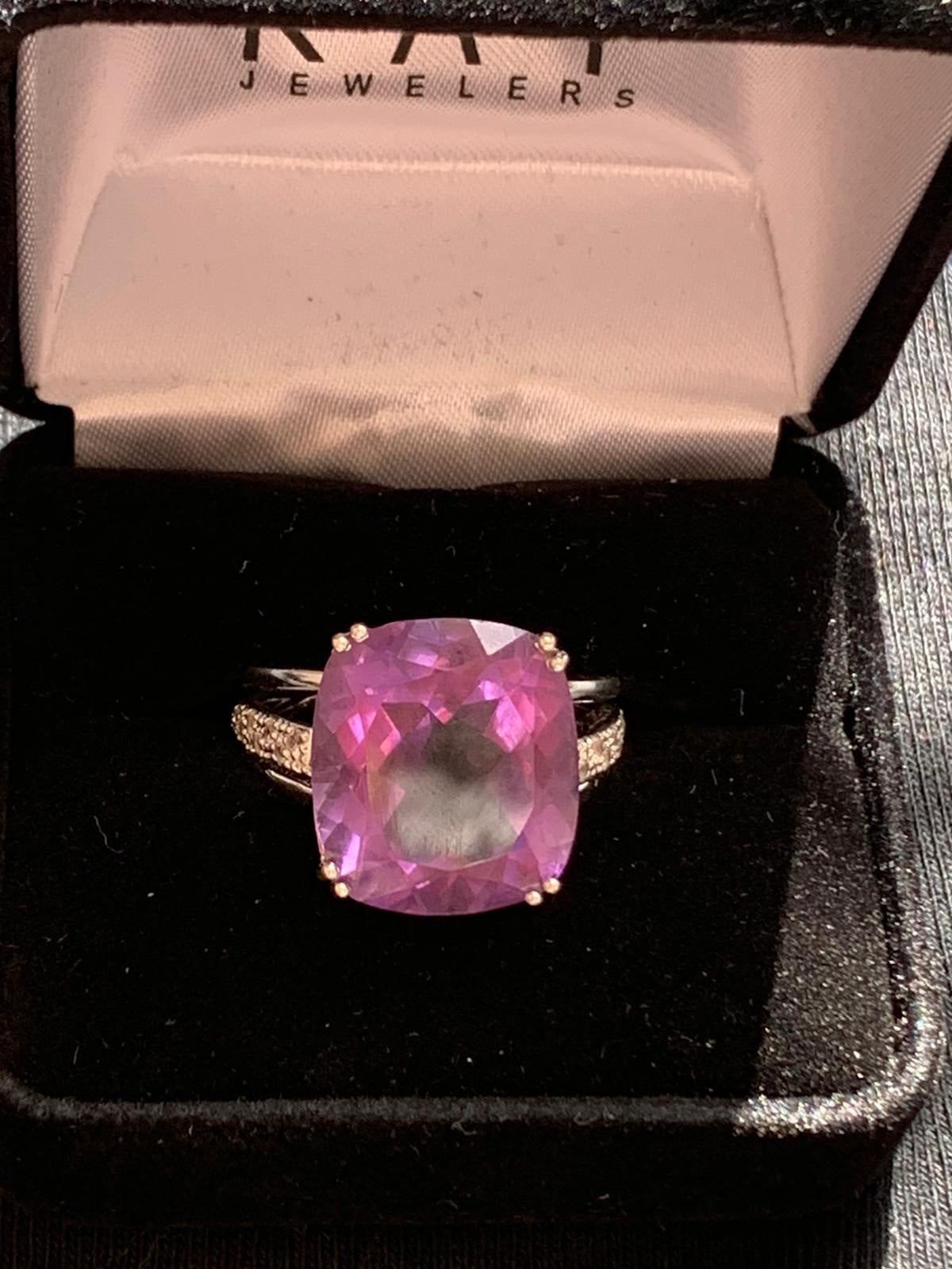 14k Gold Large,Heavy, Statement Amethyst/Diamond ring. New condition! Gorgeous!