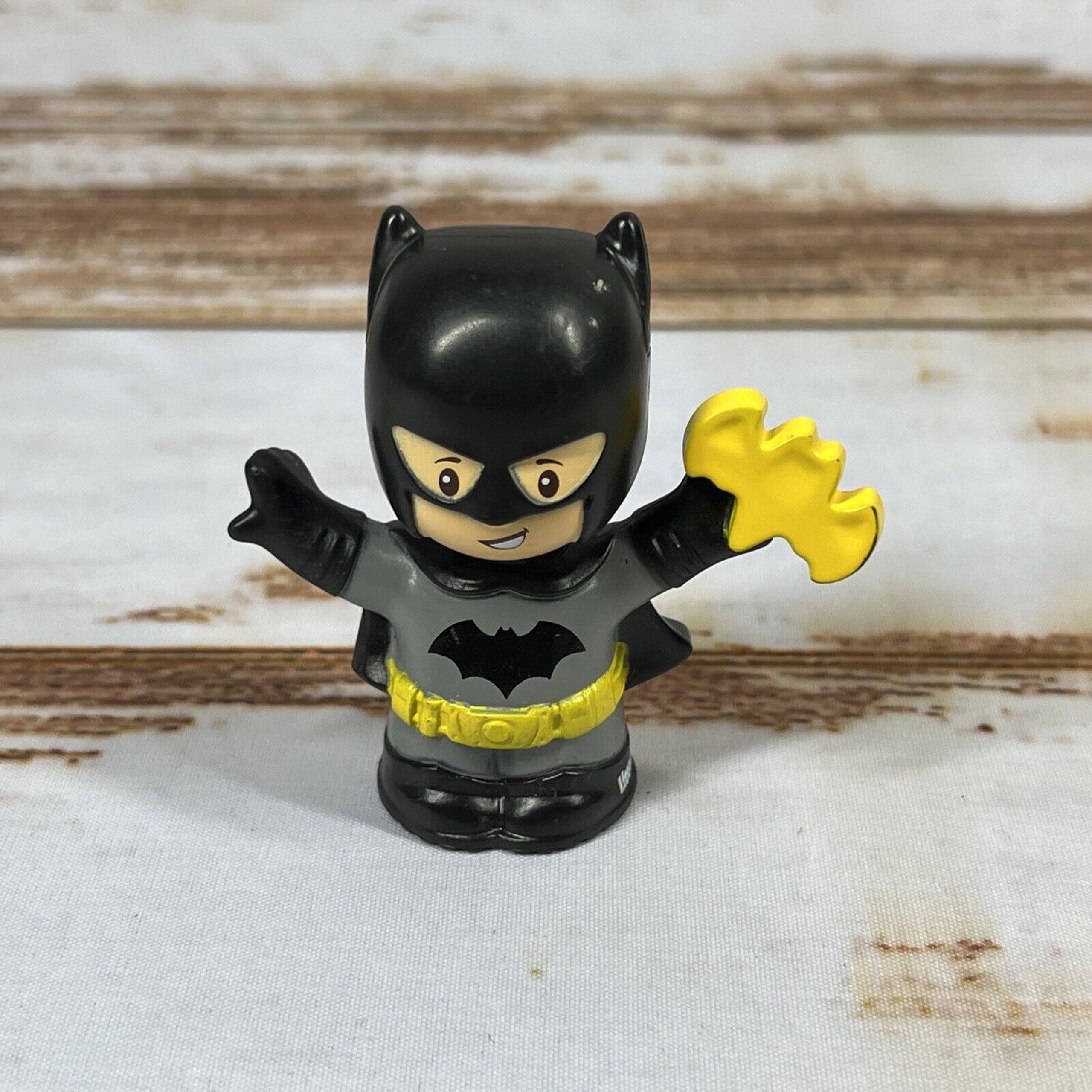 FISHER PRICE LITTLE PEOPLE DC BATMAN W BATARANG SUPER FRIENDS JUSTICE LEAGUE