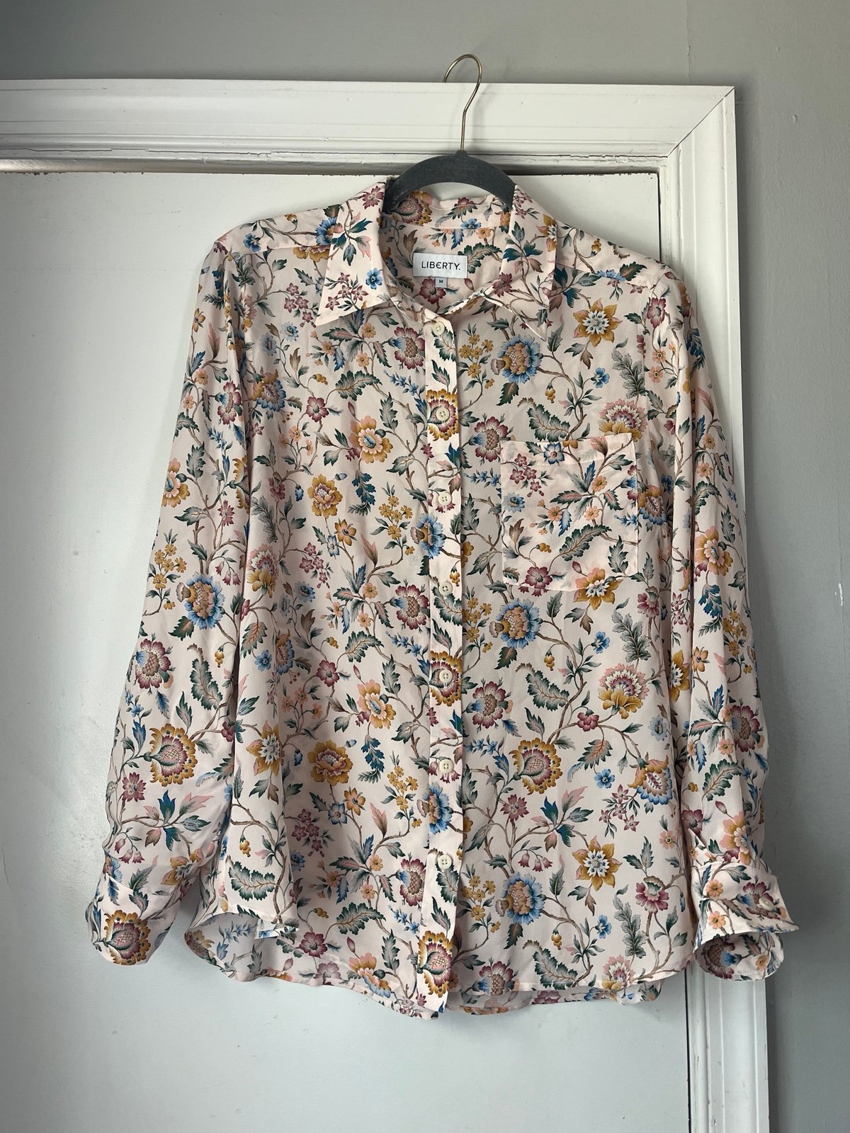 Liberty Women’s 100% Silk Floral Button Down Blouse M