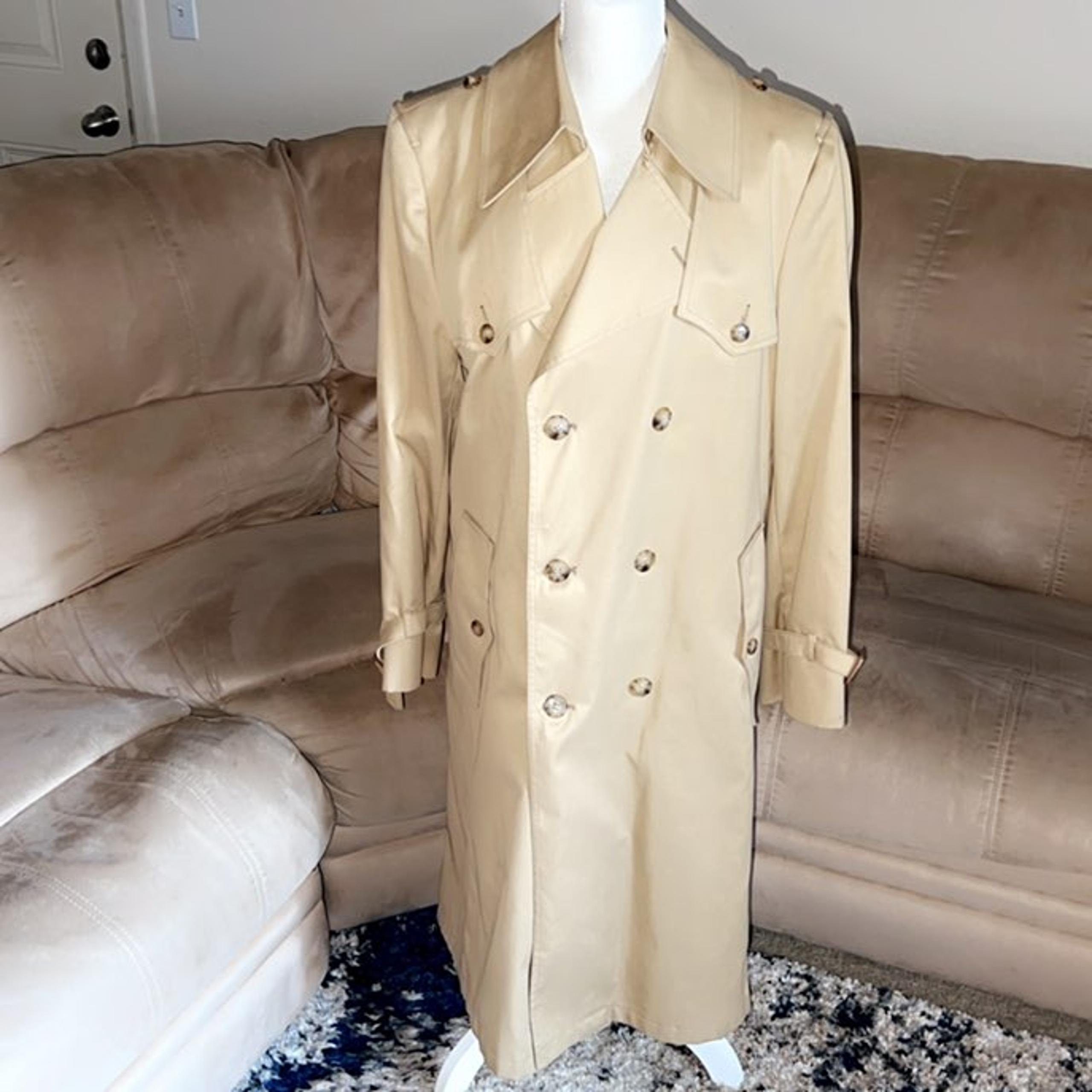 CHRISTIAN DIOR Men’s Khaki Trench Coat